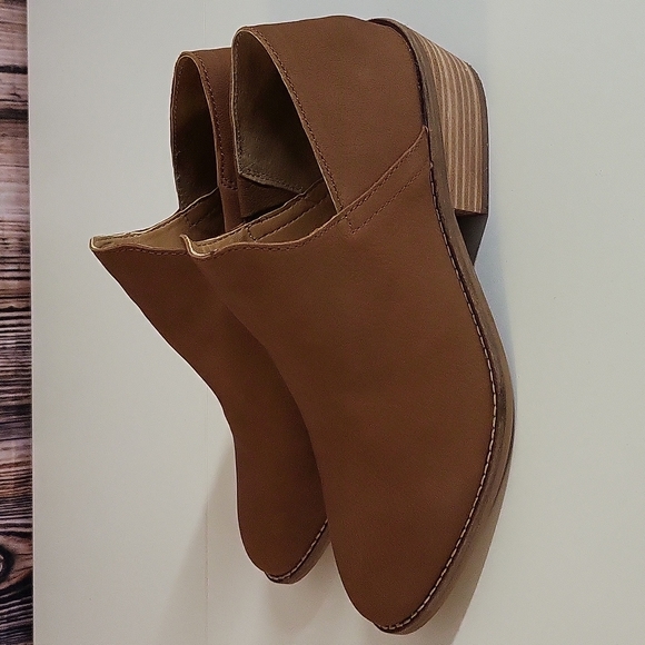 Lucky Brand Women's Almond Toe Ankle Boots Size 8.5 (Like New) - Picture 6 of 12